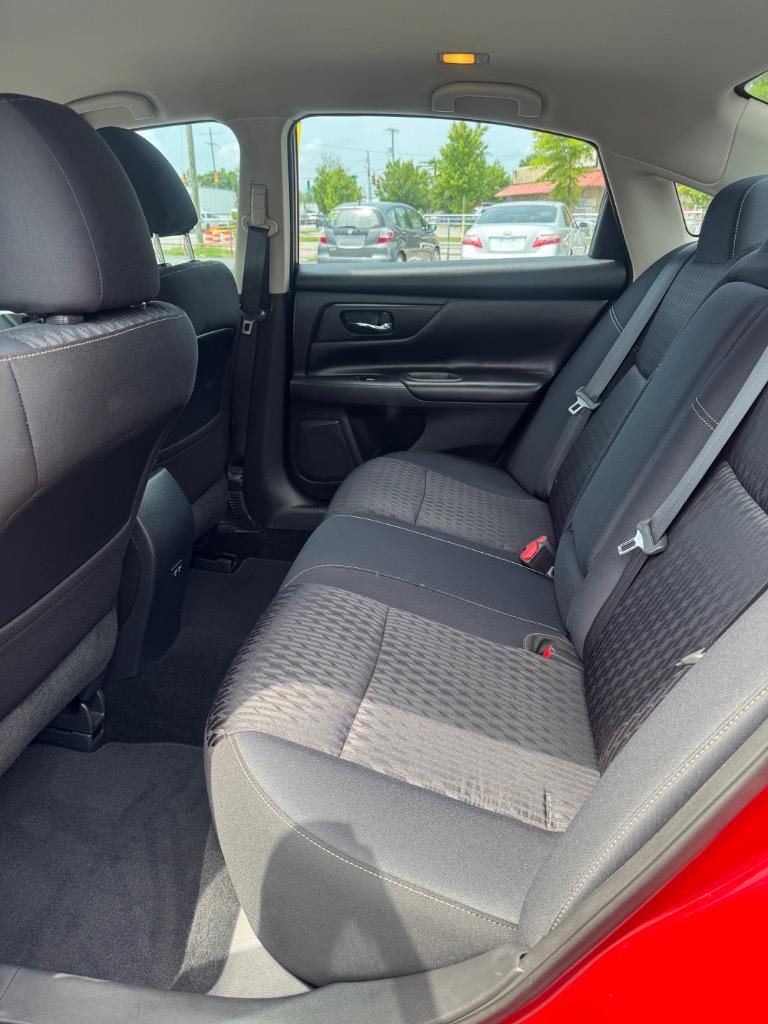2018 Nissan Altima S photo