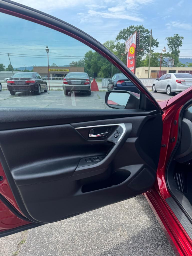 2018 Nissan Altima S photo