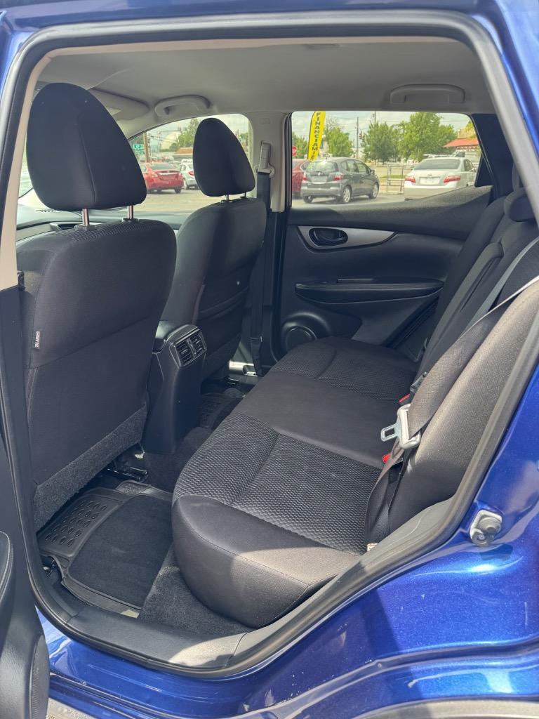 2018 Nissan Rogue Sport S photo