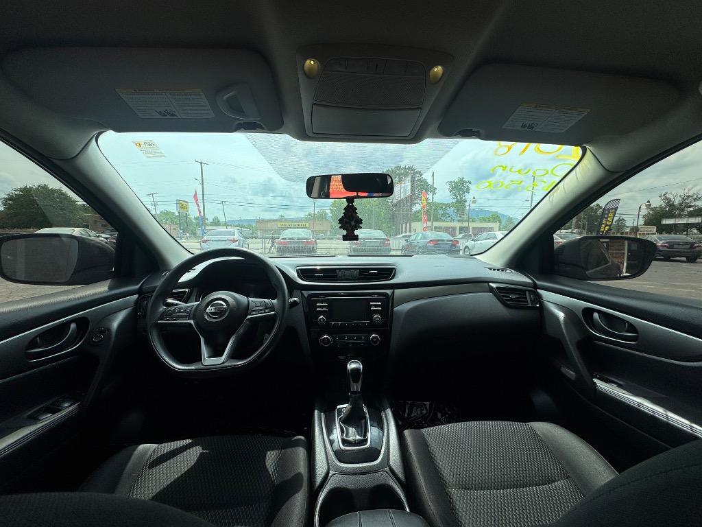 2018 Nissan Rogue Sport S photo