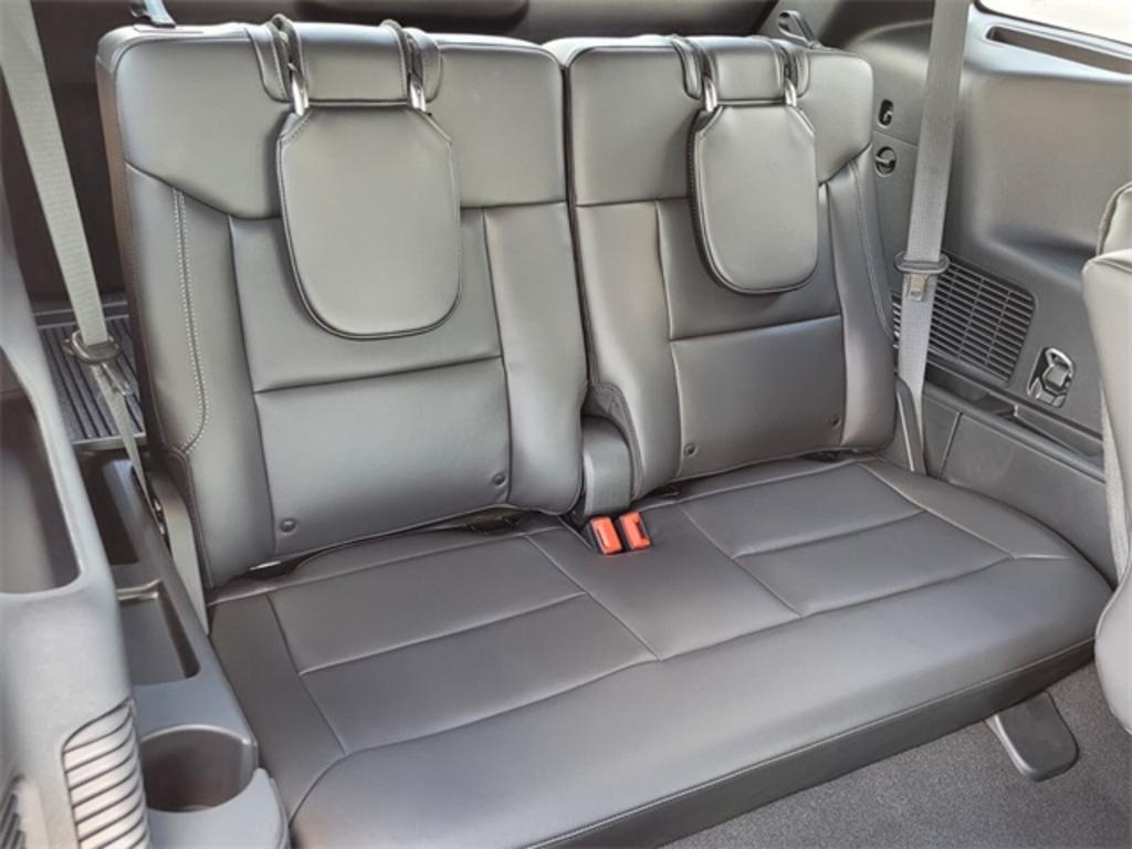 2023 Ford Explorer XLT photo