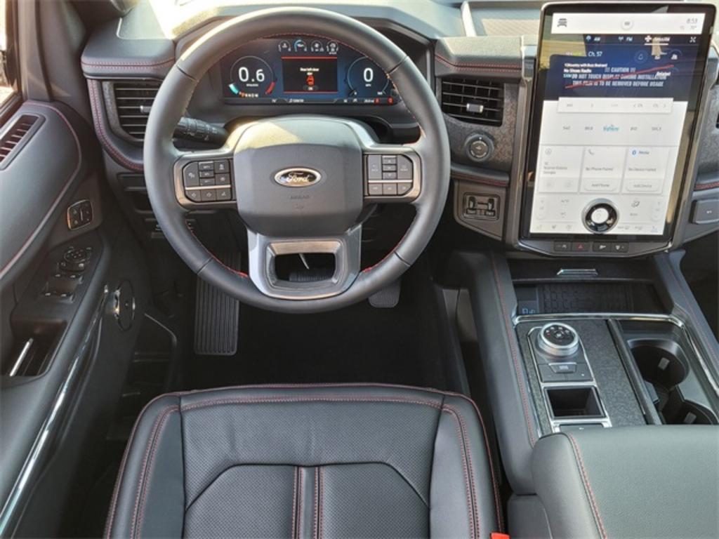 2023 Ford Expedition Limited photo