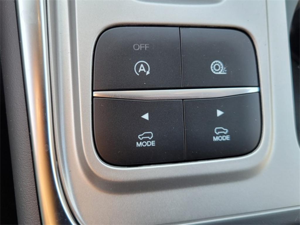 2023 Ford Explorer XLT photo