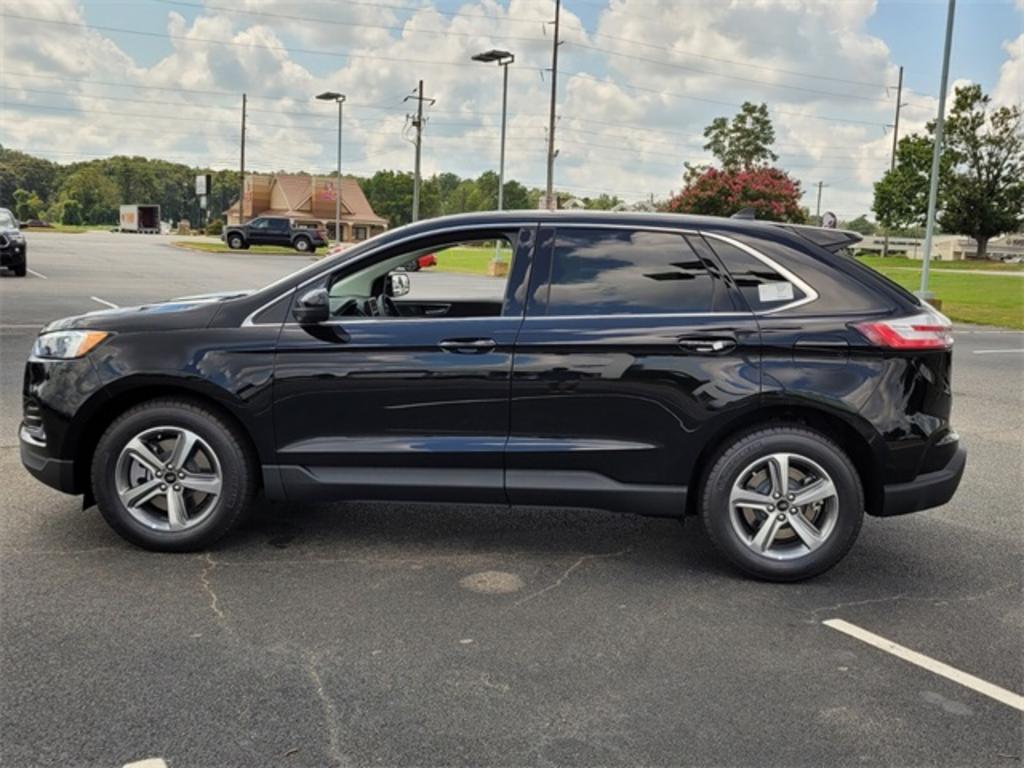 2024 Ford Edge - $43,750