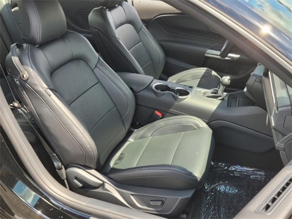 2024 Ford Mustang GT Premium photo 13