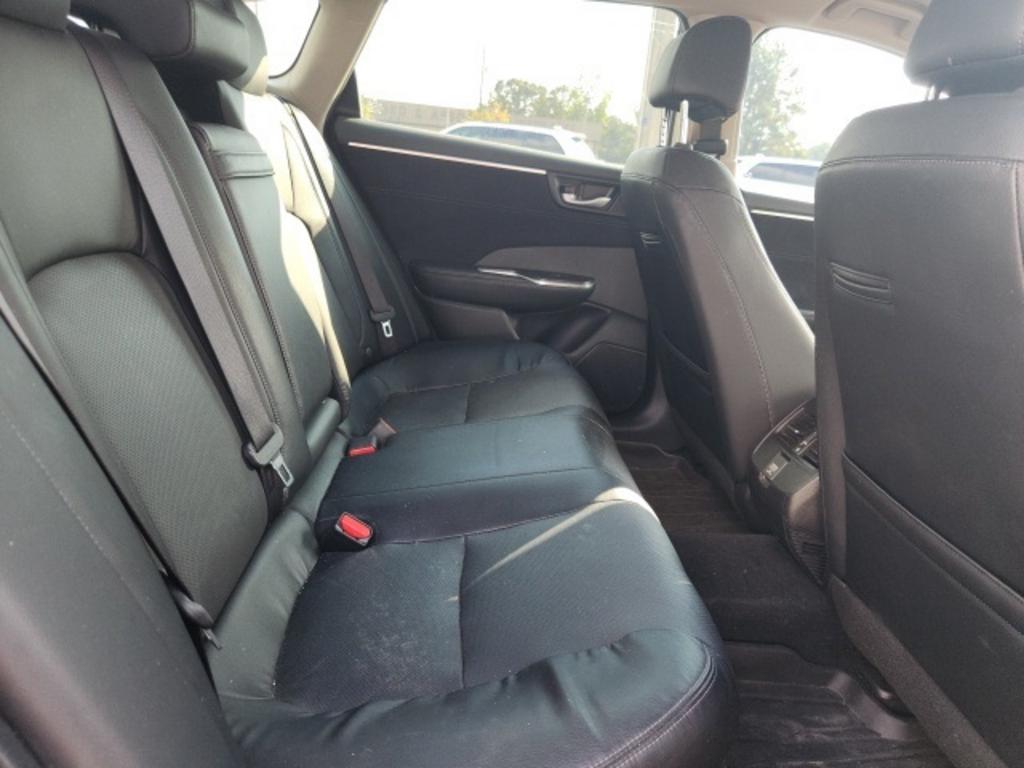 2018 Honda Clarity - $23,000
