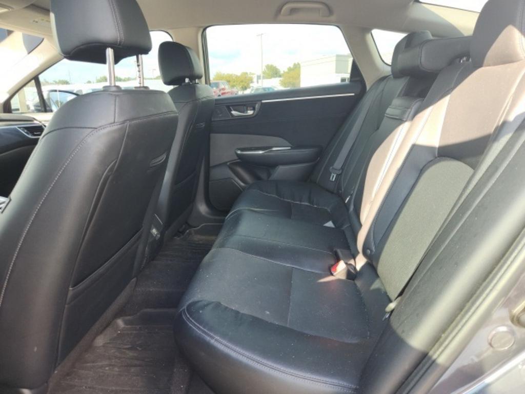2018 Honda Clarity - $23,000