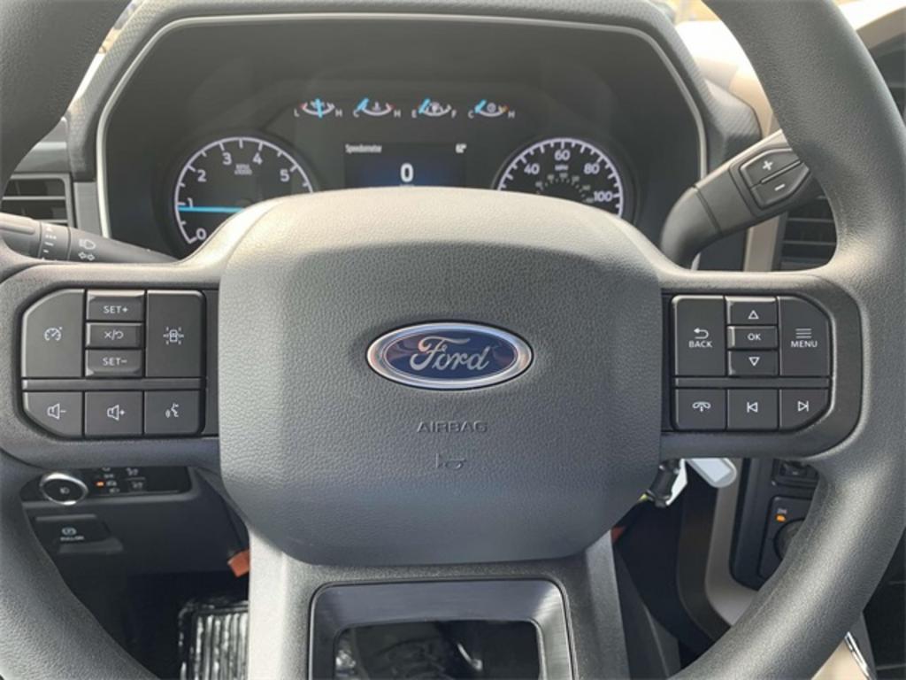 2023 Ford F-150 XL photo