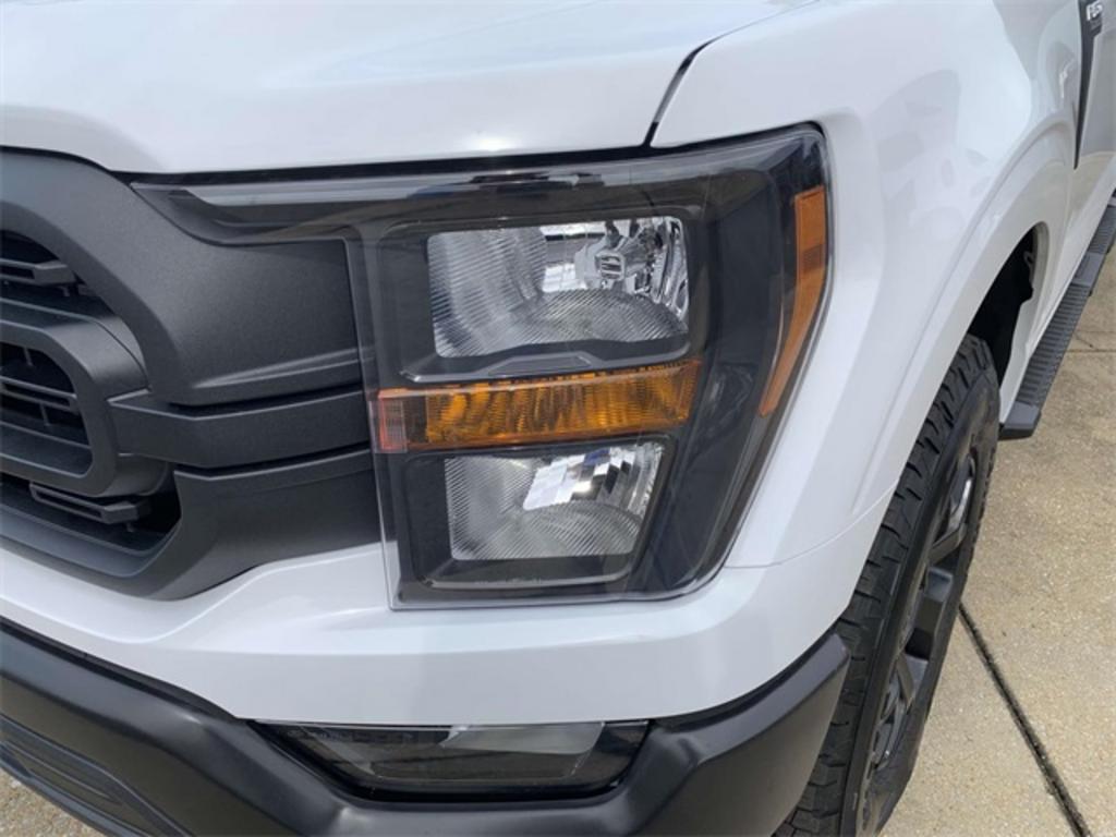 2023 Ford F-150 XL photo