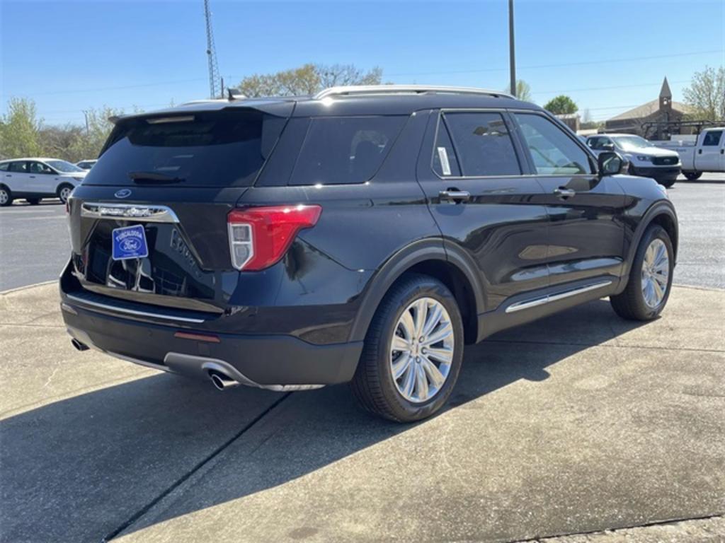 2023 Ford Explorer Limited photo
