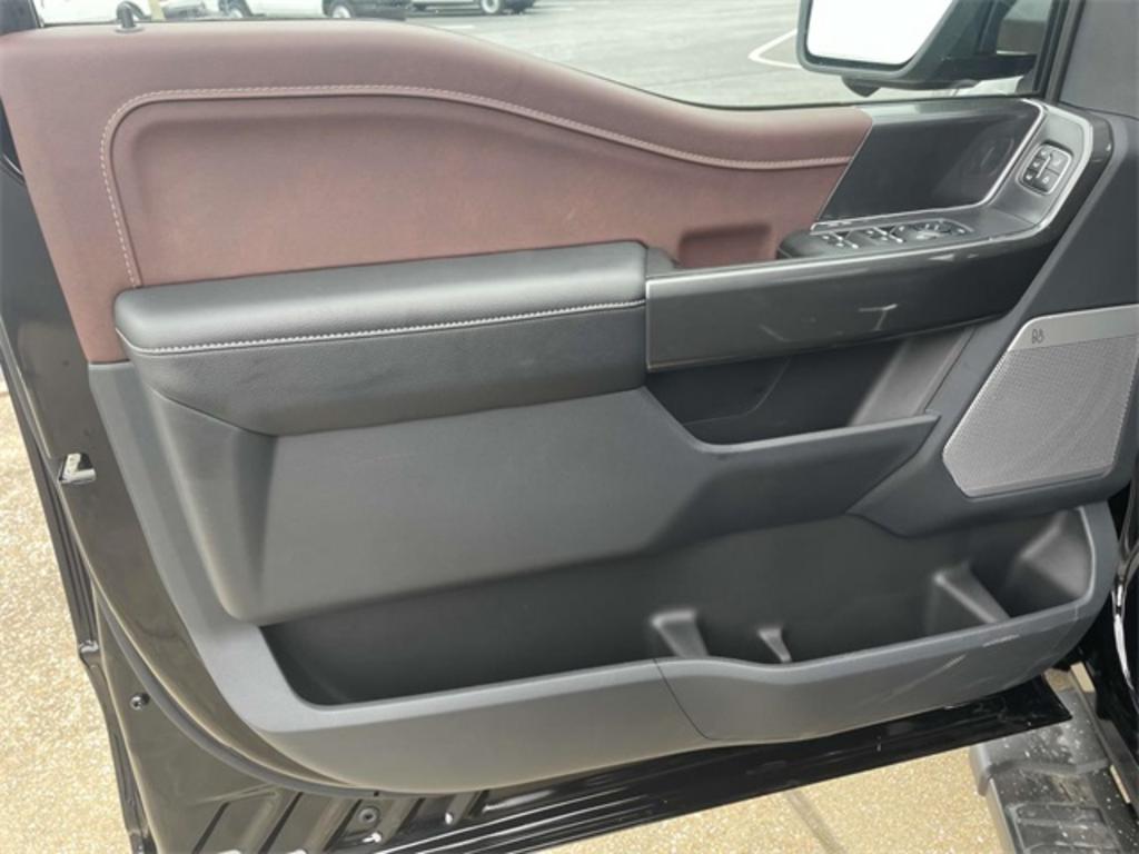 2023 Ford F-150 Lariat photo