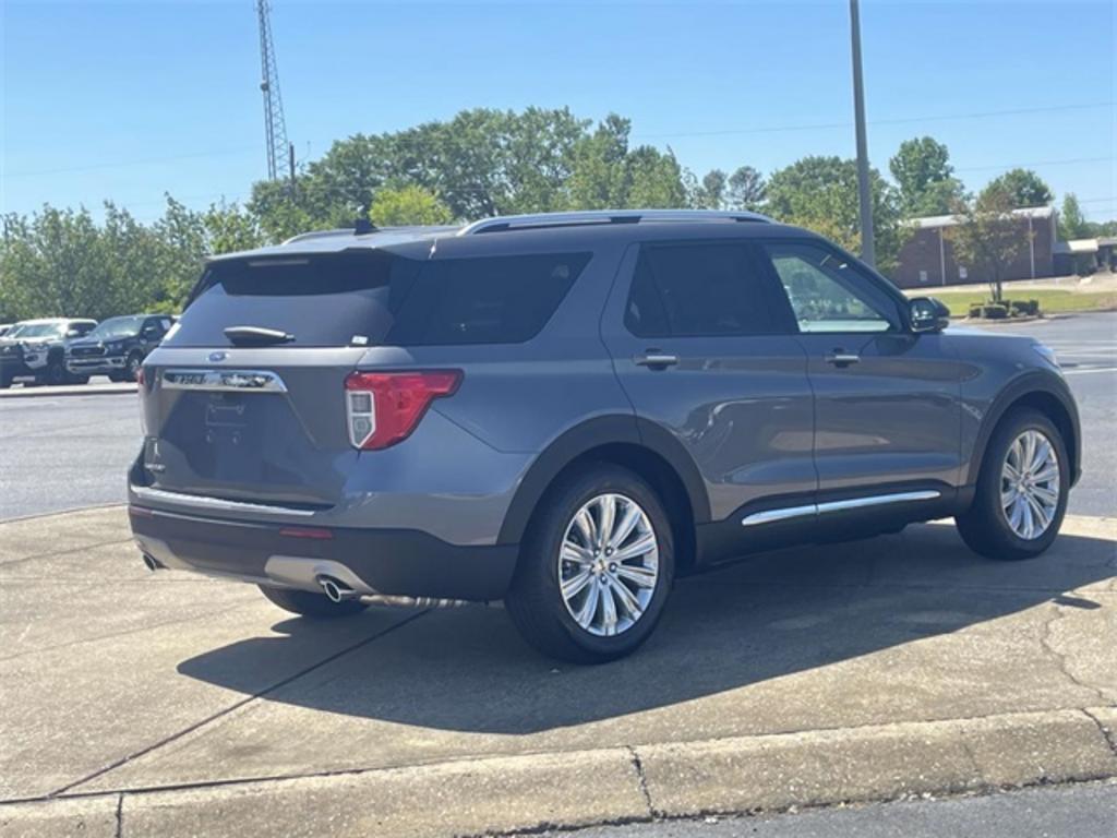 2023 Ford Explorer Limited photo