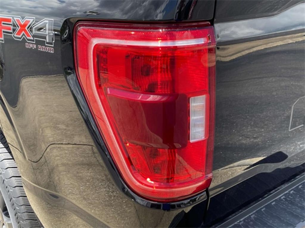 2023 Ford F-150 XLT photo
