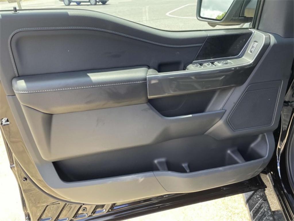 2023 Ford F-150 XLT photo