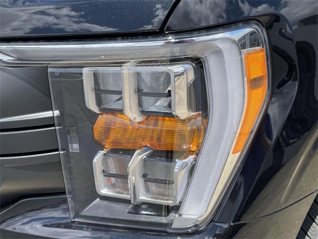 2023 Ford F-150 XLT photo