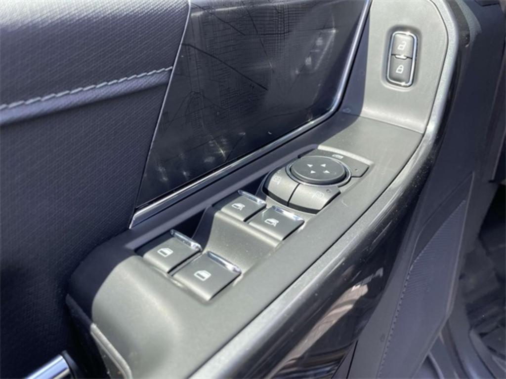 2023 Ford F-150 XLT photo