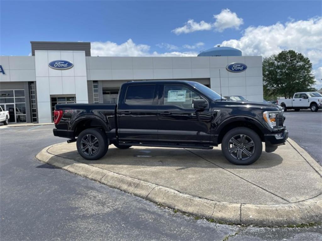 2023 Ford F-150 XLT photo
