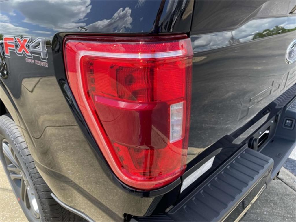 2023 Ford F-150 XLT photo