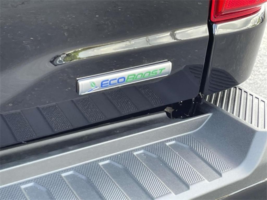 2023 Ford F-150 XLT photo