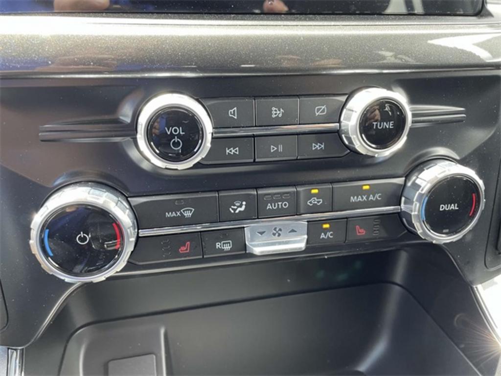 2023 Ford F-150 XLT photo