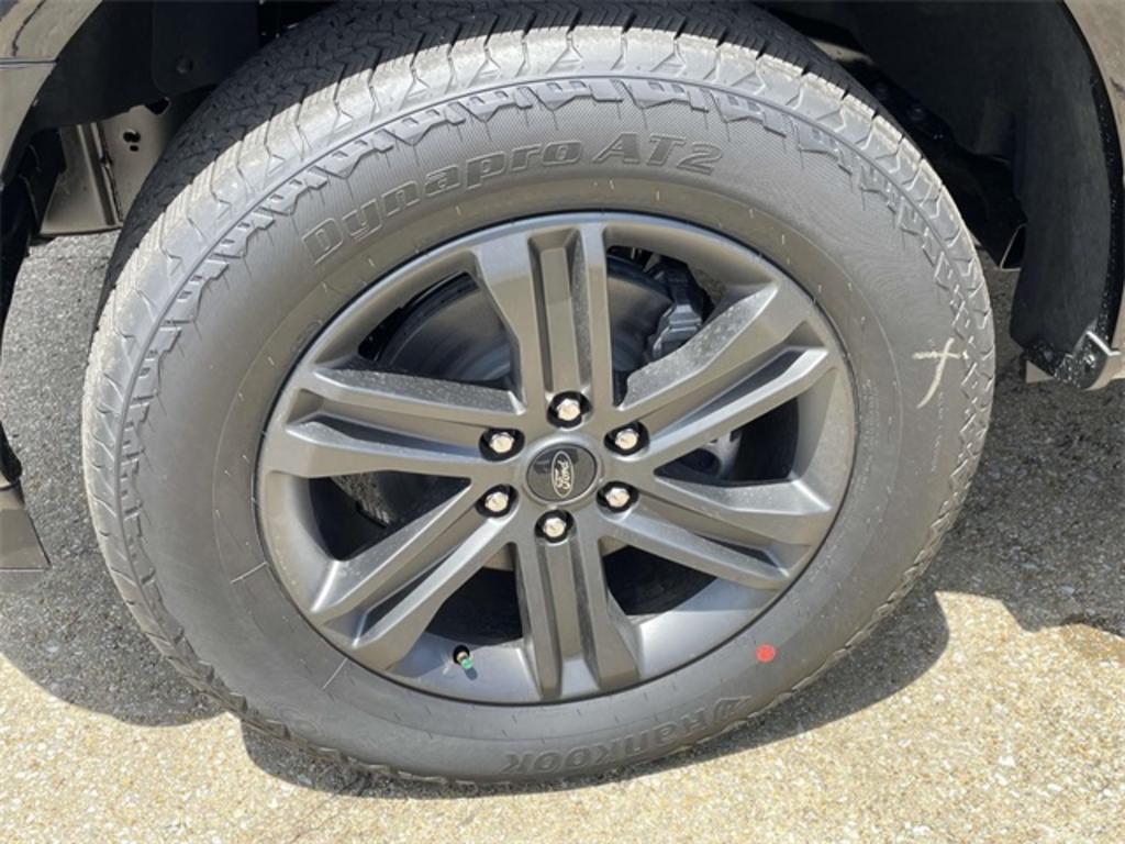 2023 Ford F-150 XLT photo