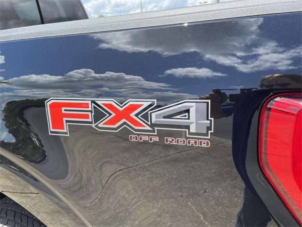 2023 Ford F-150 XLT photo