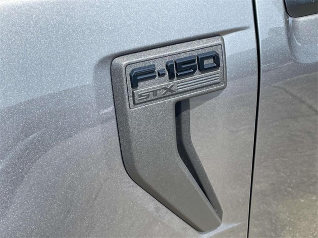 2023 Ford F-150 XL photo