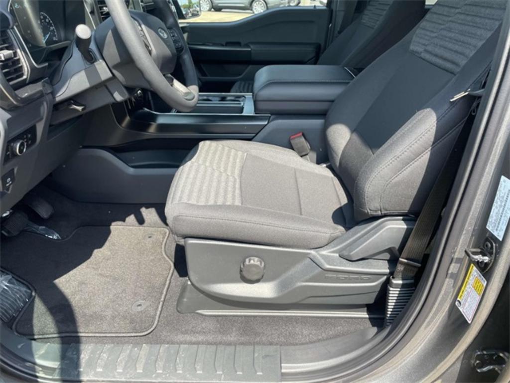 2023 Ford F-150 XL photo