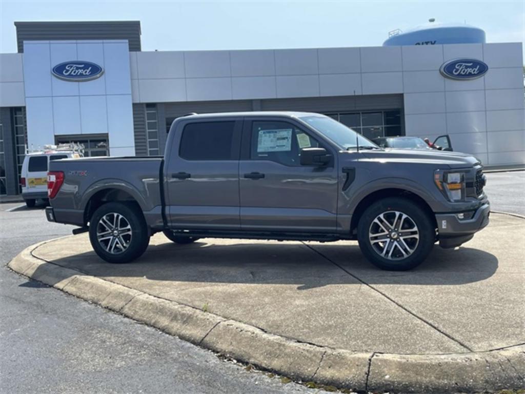 2023 Ford F-150 XL photo
