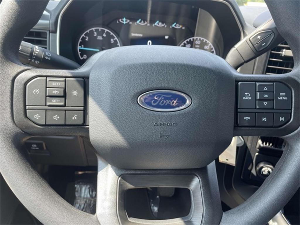 2023 Ford F-150 - $42,999
