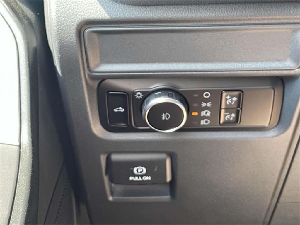 2023 Ford F-150 - $42,999