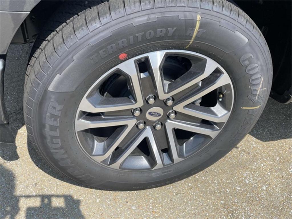 2023 Ford F-150 - $42,999