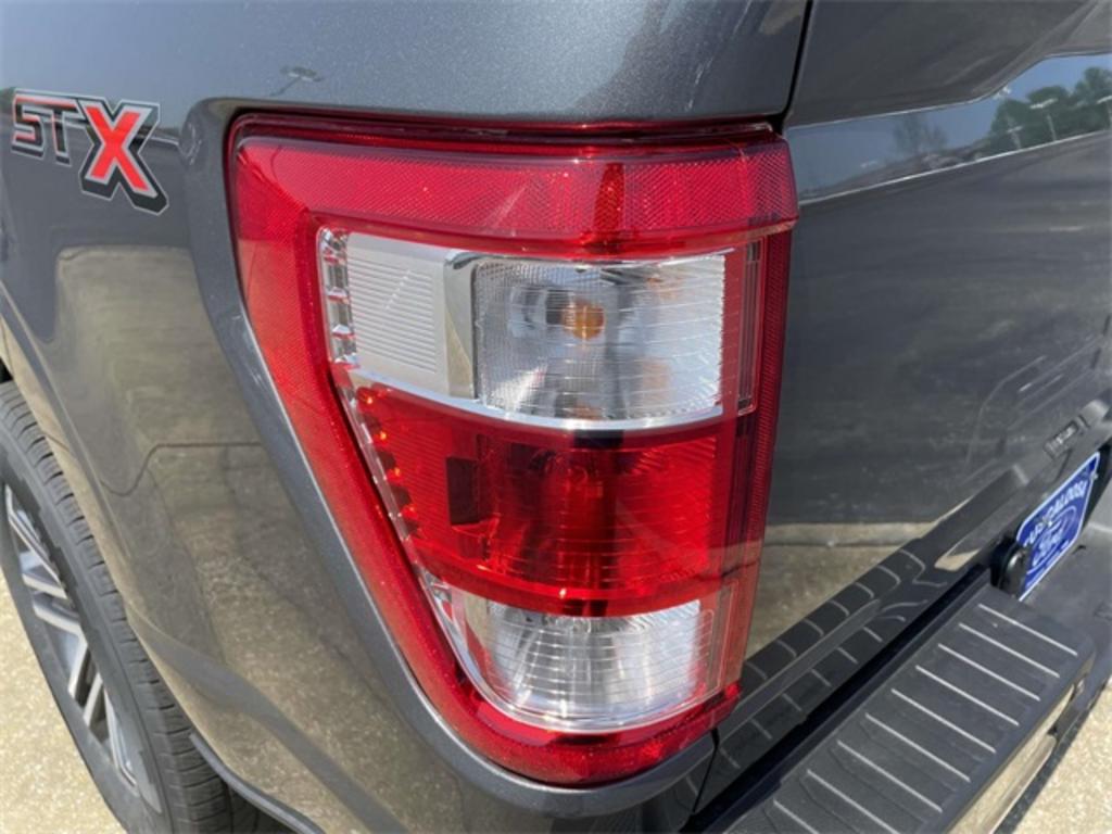 2023 Ford F-150 XL photo