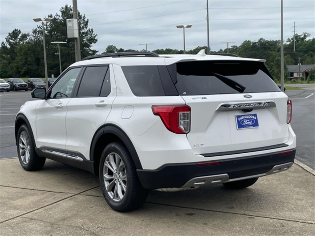 2023 Ford Explorer XLT photo