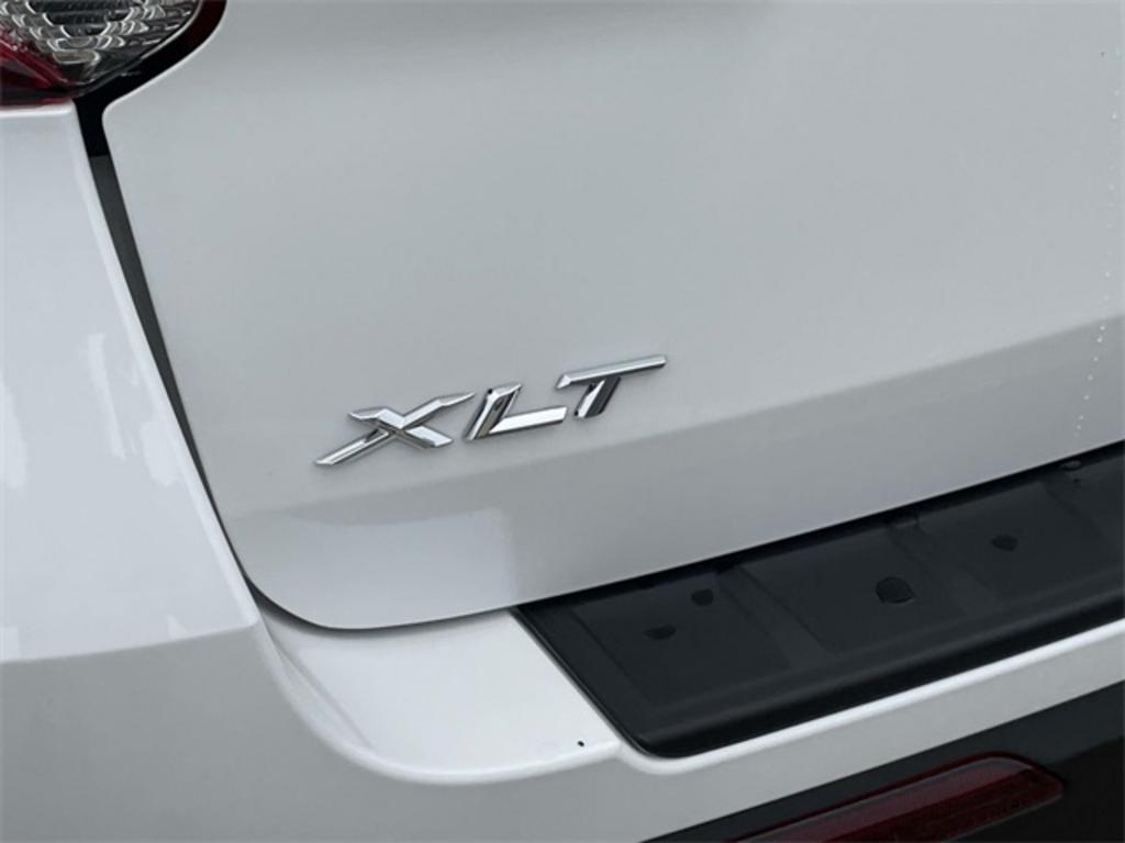 2023 Ford Explorer XLT photo