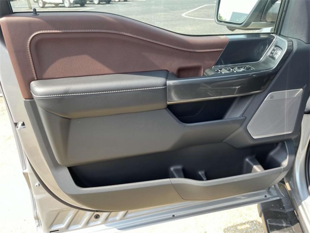 2023 Ford F-150 Lariat photo