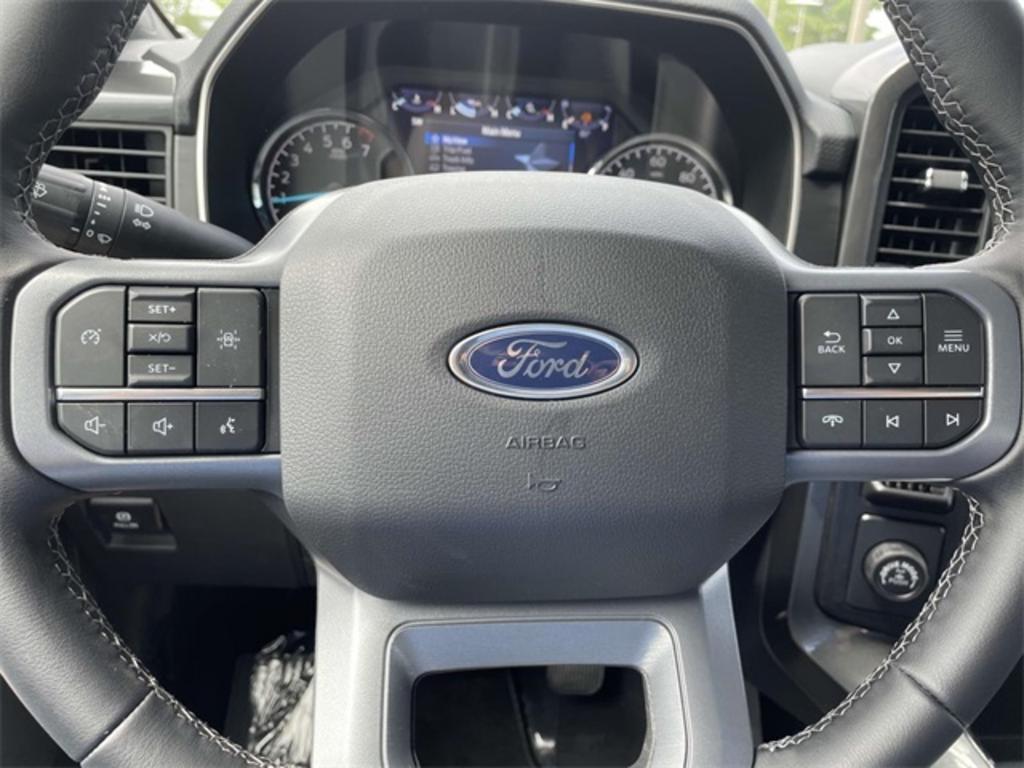 2023 Ford F-150 XLT photo