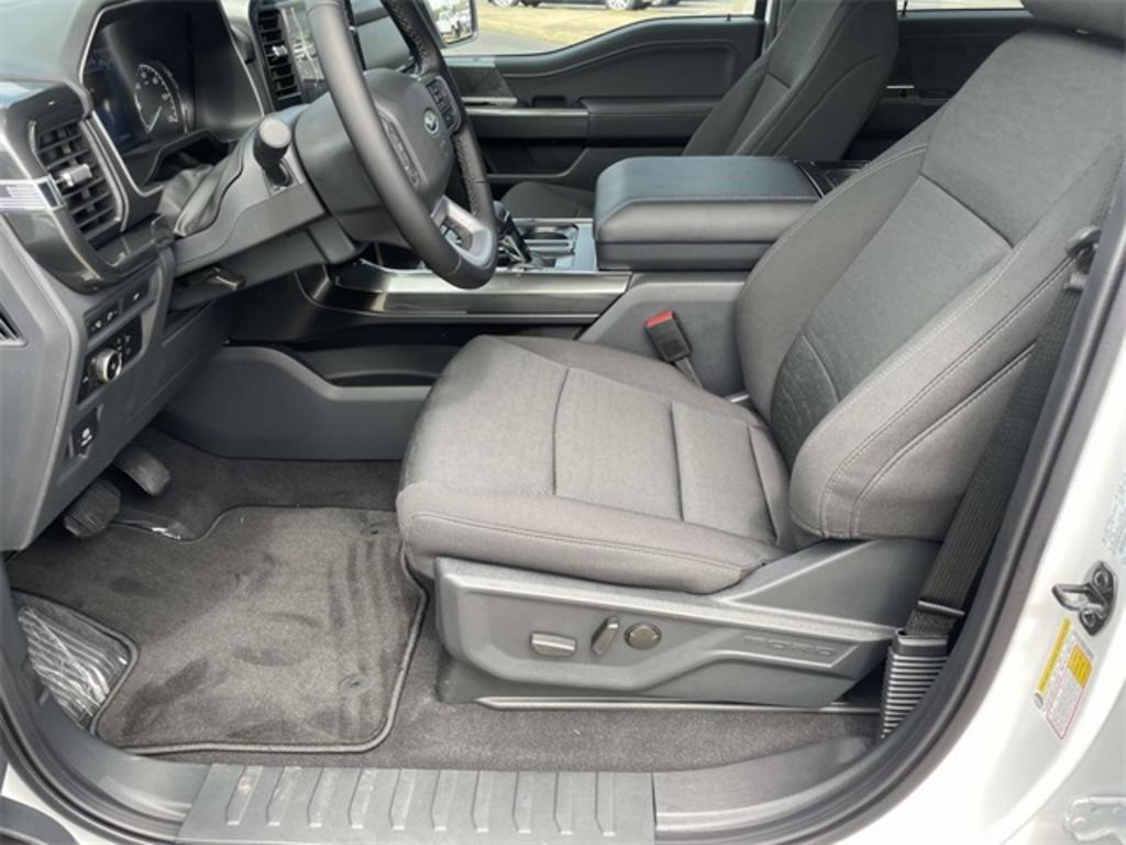 2023 Ford F-150 XLT photo