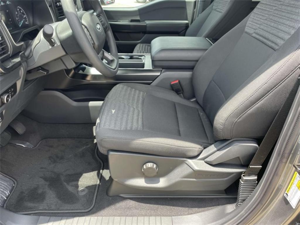 2023 Ford F-150 - $43,500