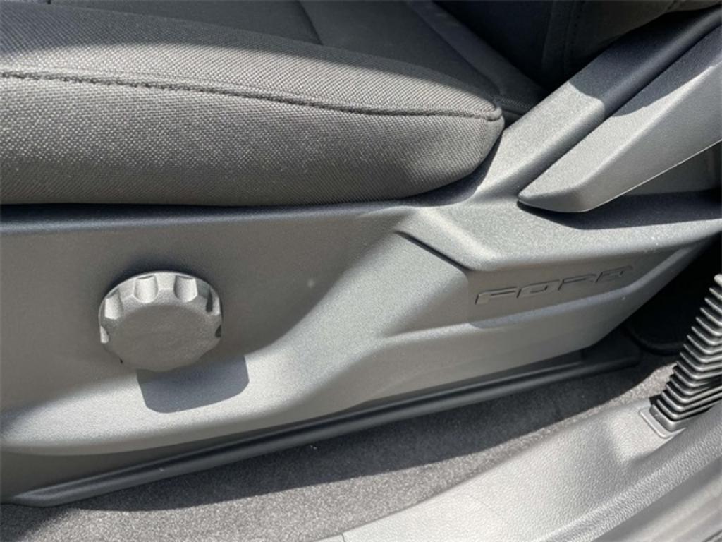 2023 Ford F-150 - $43,500