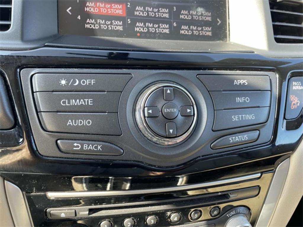 2017 Nissan Pathfinder - $8,500