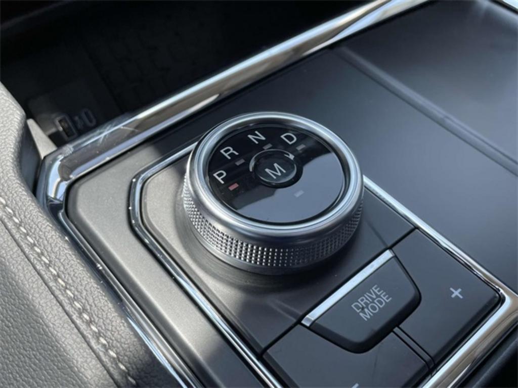 2023 Ford Expedition XLT photo