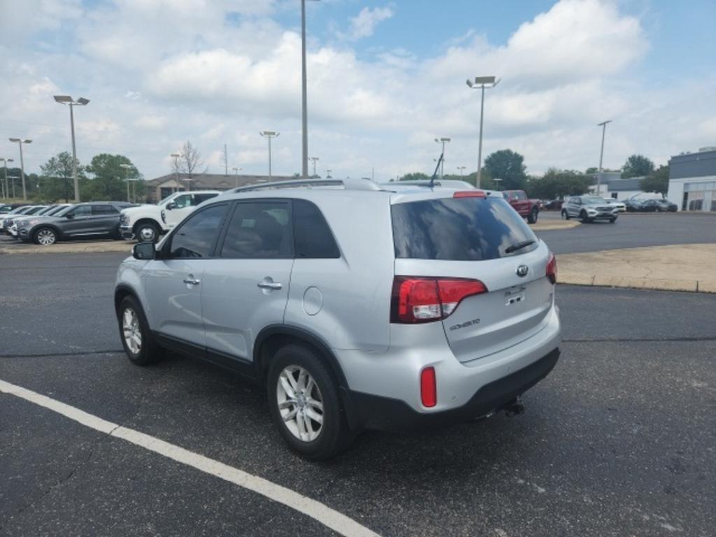 2015 Kia Sorento LX photo
