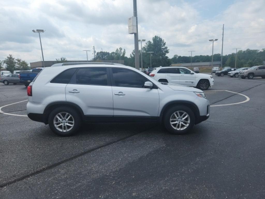 2015 Kia Sorento LX photo