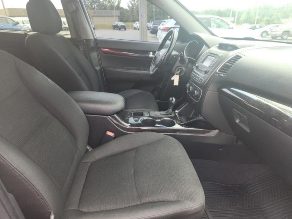 2015 Kia Sorento LX photo