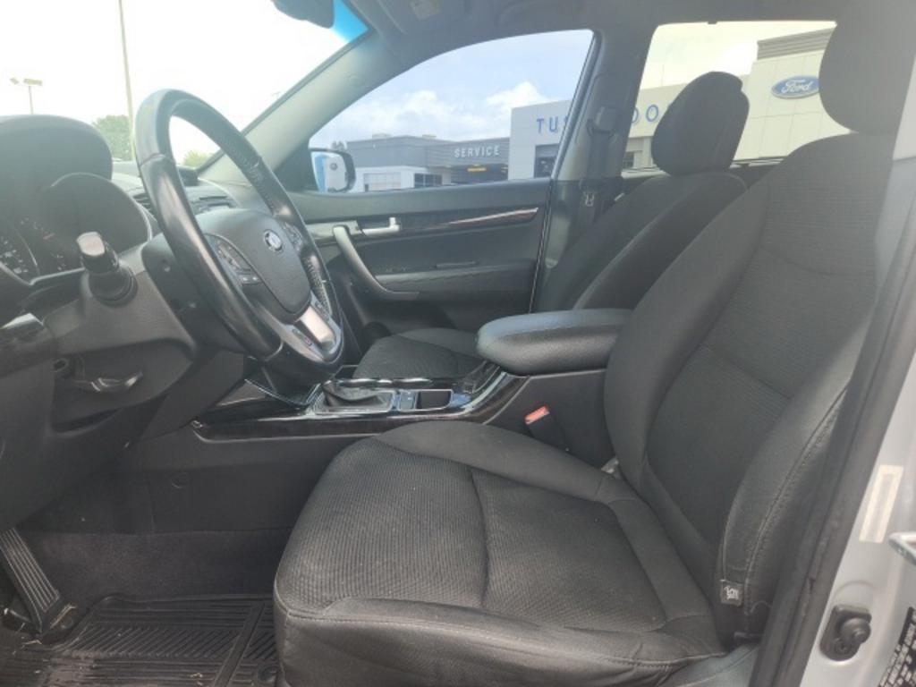 2015 Kia Sorento LX photo