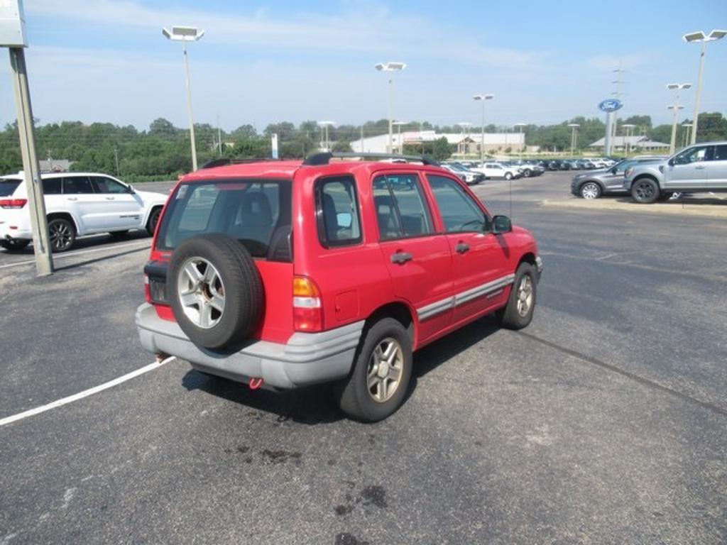 2004 Chevrolet Tracker - $3,500