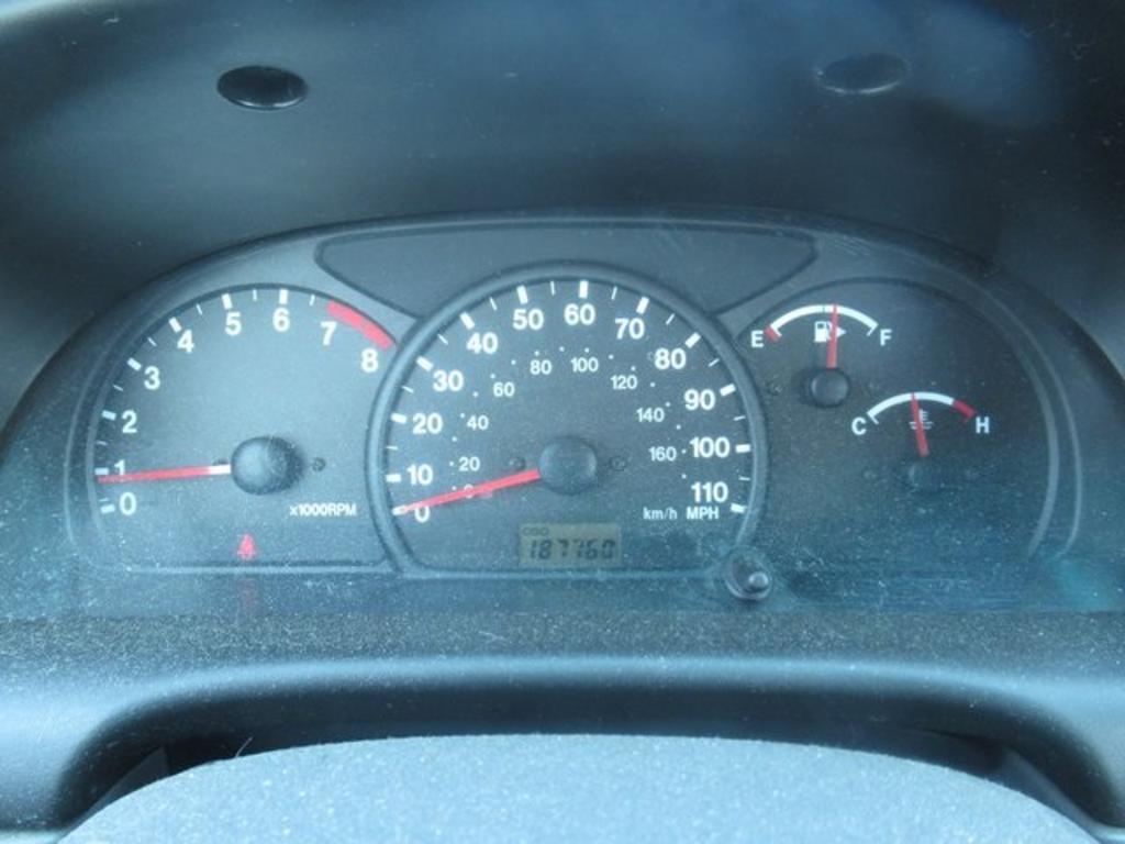2004 Chevrolet Tracker - $3,500