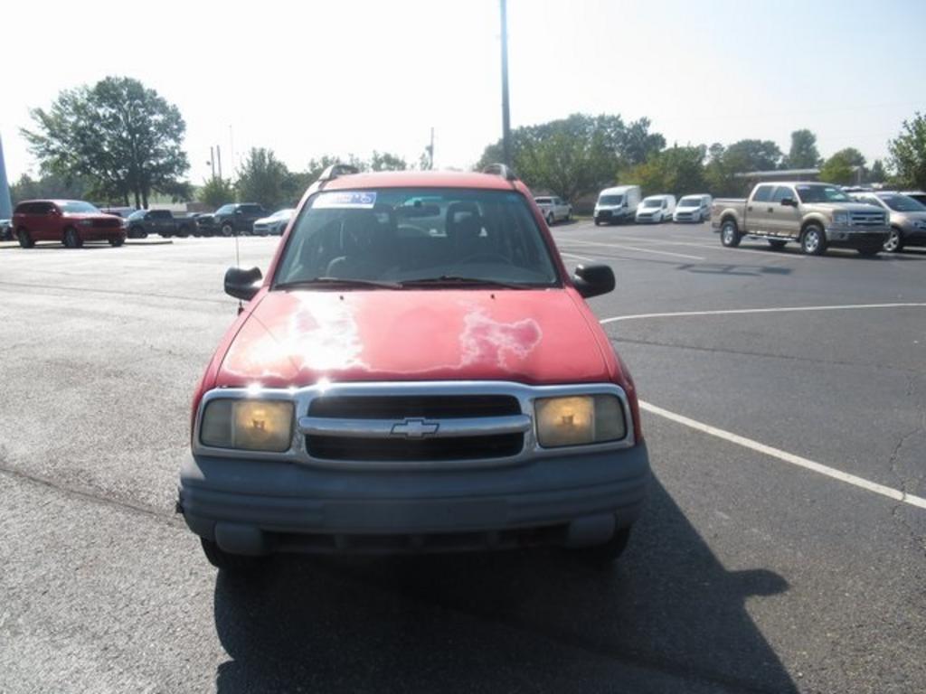 2004 Chevrolet Tracker - $3,500