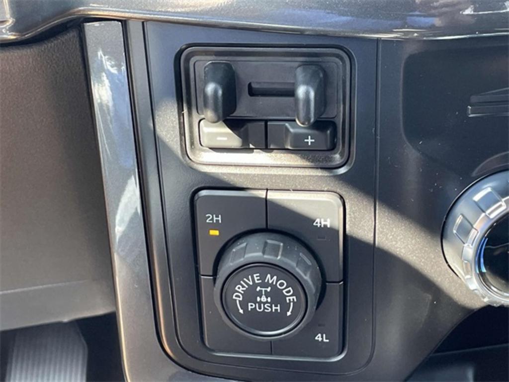 2023 Ford F-150 XLT photo
